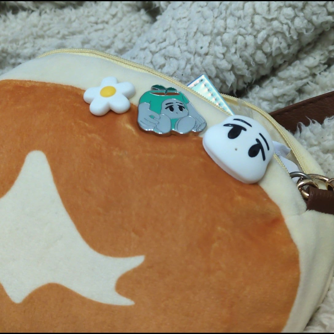 もちもちポットくんのお顔とお花ブローチ